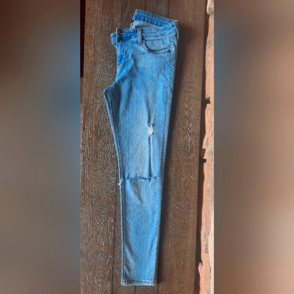 Light Blue Denim Size 8 Skinny Style Mia Brand